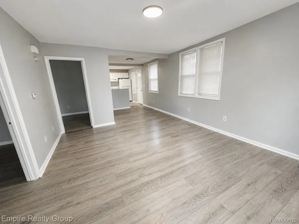18022 Henry Street Melvindale City MI 48122