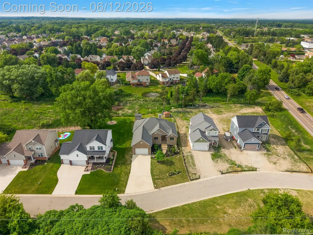1820 Crimson Ridge Drive Commerce Charter Township MI 48390