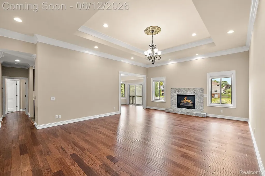 1820 Crimson Ridge Drive Commerce Charter Township MI 48390