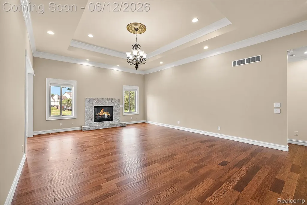 1820 Crimson Ridge Drive Commerce Charter Township MI 48390