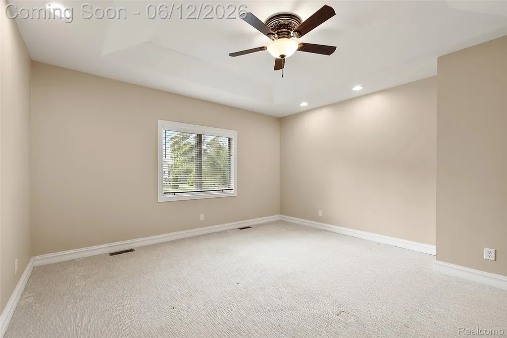 1820 Crimson Ridge Drive Commerce Charter Township MI 48390