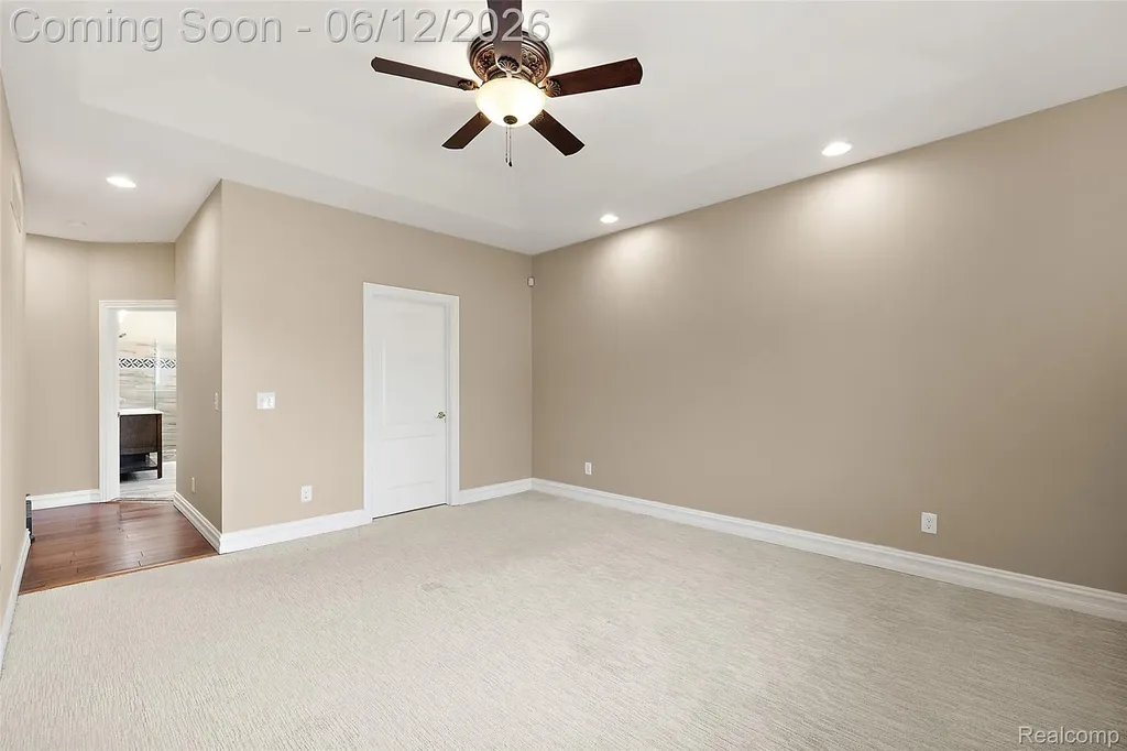 1820 Crimson Ridge Drive Commerce Charter Township MI 48390