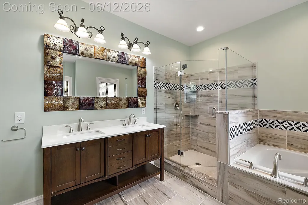 1820 Crimson Ridge Drive Commerce Charter Township MI 48390