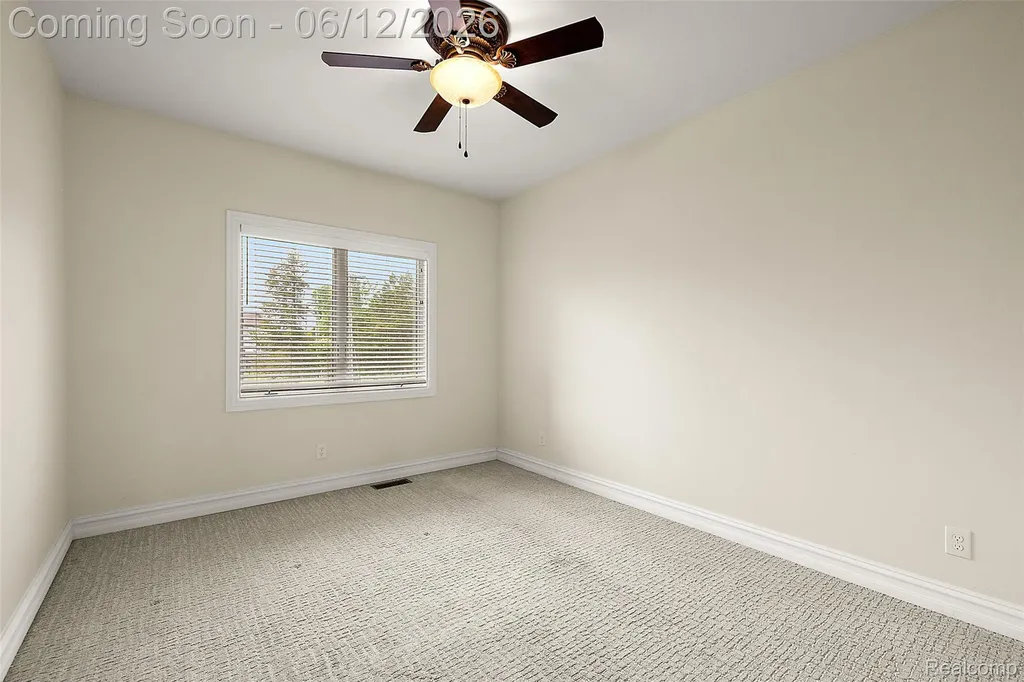 1820 Crimson Ridge Drive Commerce Charter Township MI 48390
