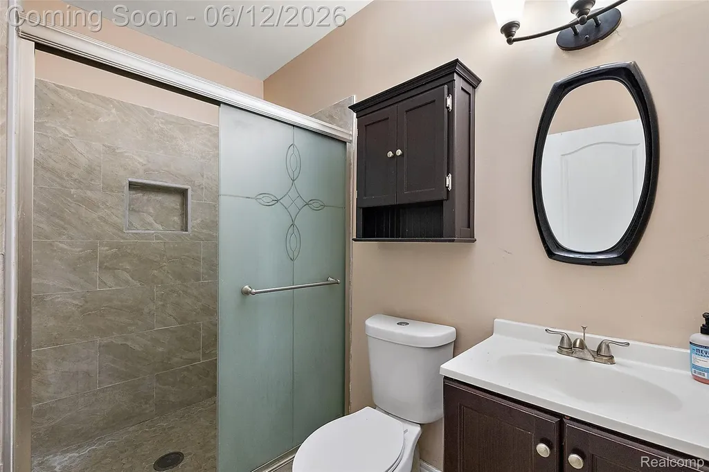 1820 Crimson Ridge Drive Commerce Charter Township MI 48390