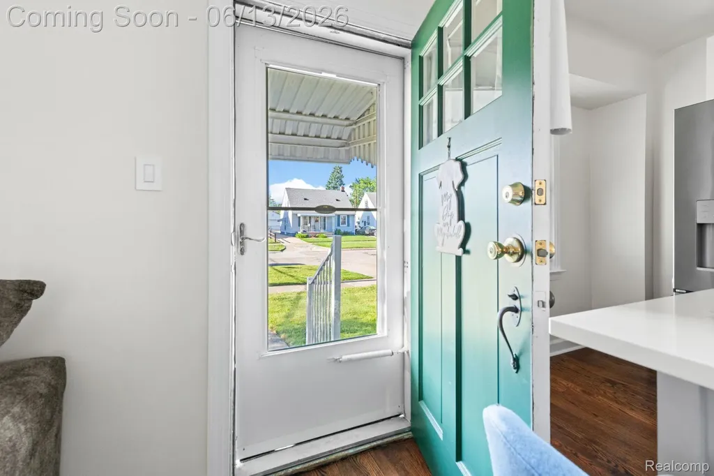 893 Ford Boulevard Lincoln Park City MI 48146