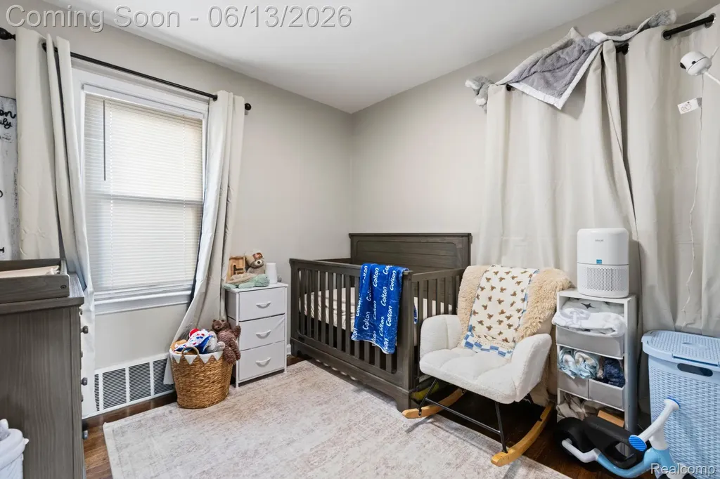 893 Ford Boulevard Lincoln Park City MI 48146