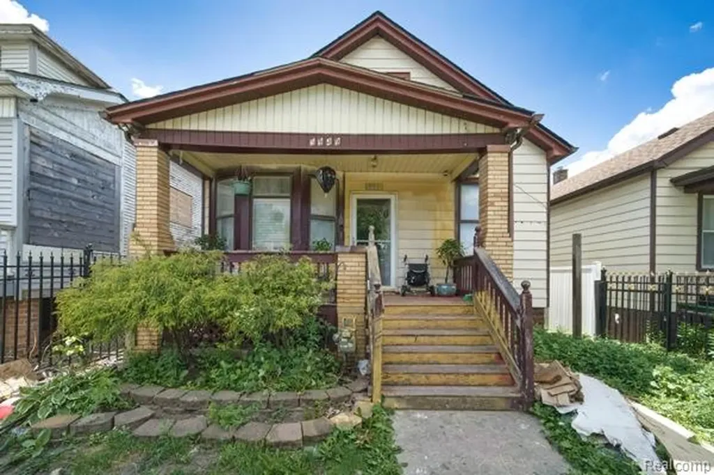 5949 Tarnow Street Detroit City MI 48210