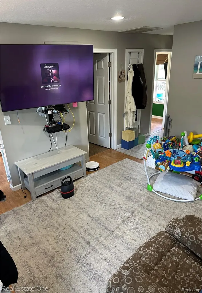 3112 Bull Dog Lane Surrey Township MI 48622