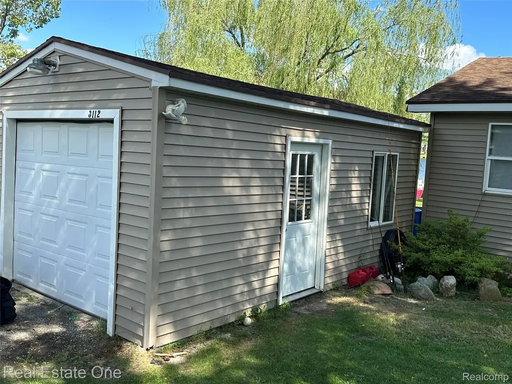3112 Bull Dog Lane Surrey Township MI 48622