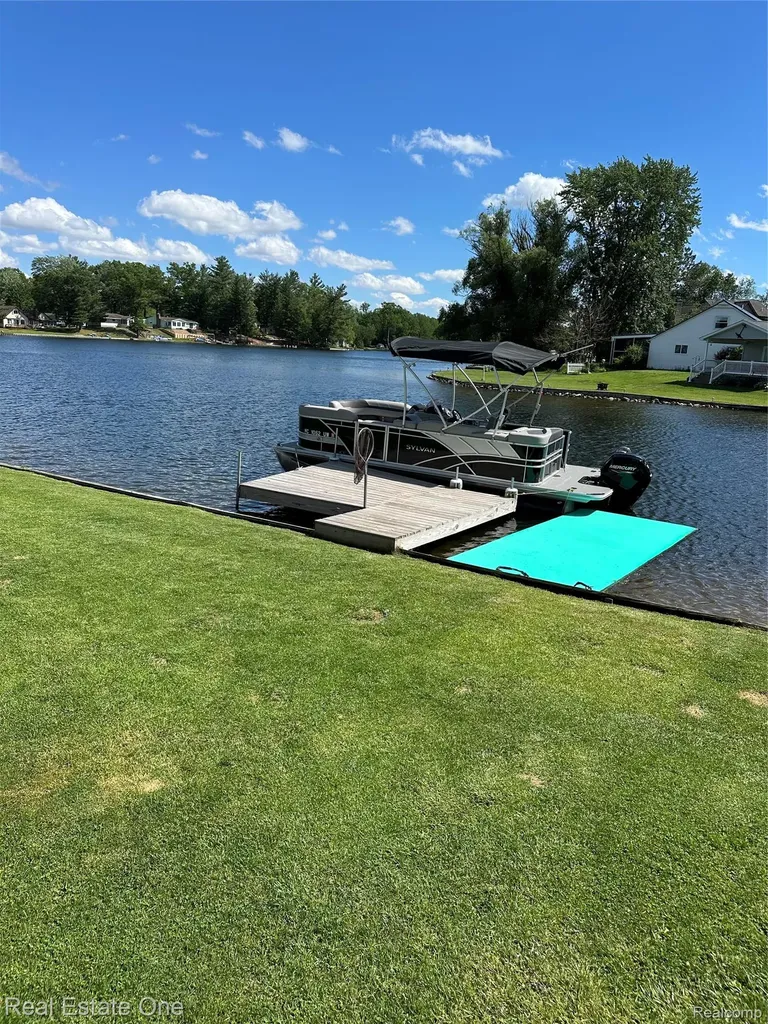 3112 Bull Dog Lane Surrey Township MI 48622
