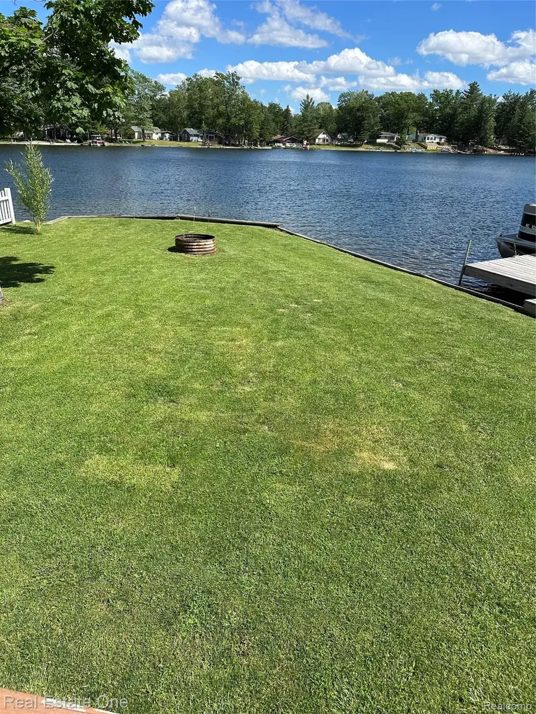3112 Bull Dog Lane Surrey Township MI 48622