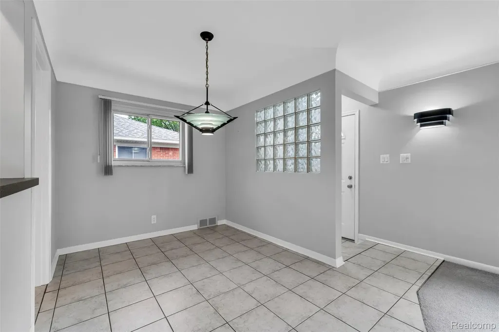22641 Millenbach Street St. Clair Shores City MI 48081
