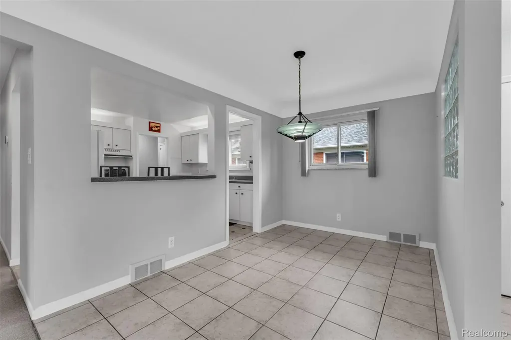 22641 Millenbach Street St. Clair Shores City MI 48081