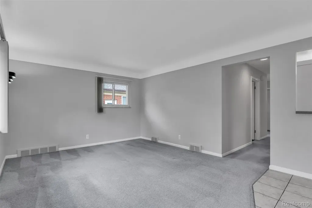 22641 Millenbach Street St. Clair Shores City MI 48081