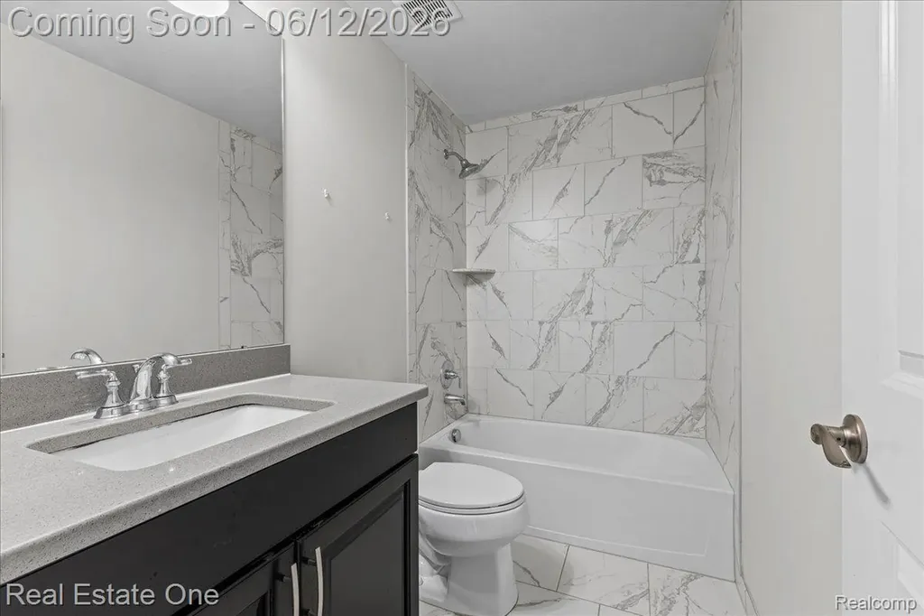 42829 Cardinal Way Novi City MI 48375
