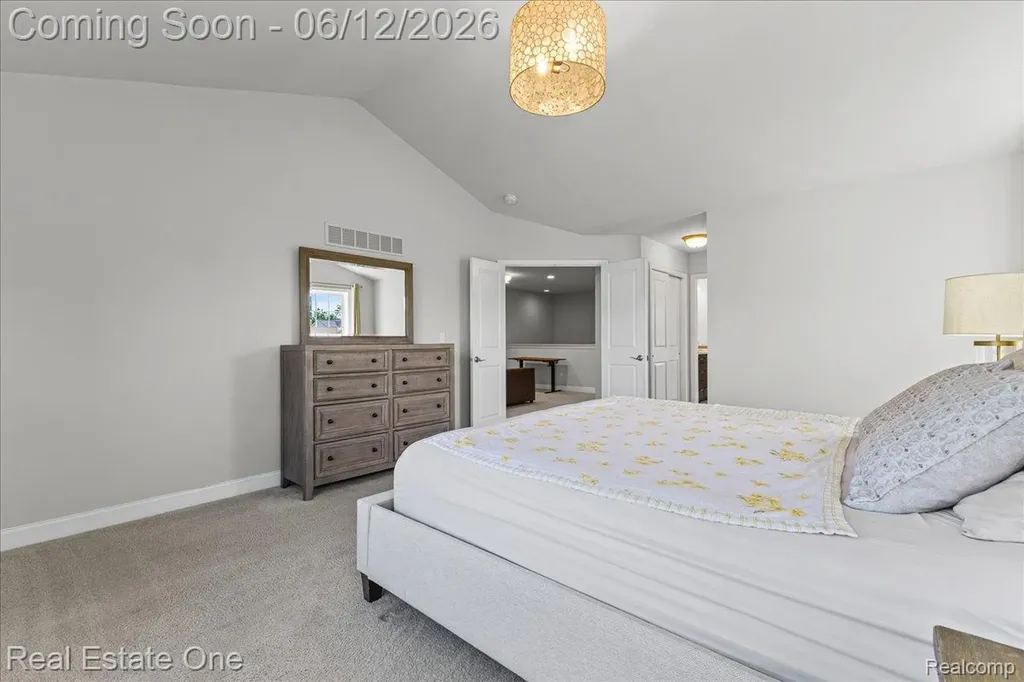42829 Cardinal Way Novi City MI 48375