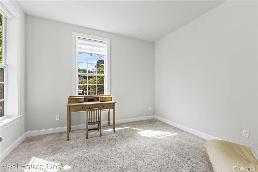 42829 Cardinal Way Novi City MI 48375