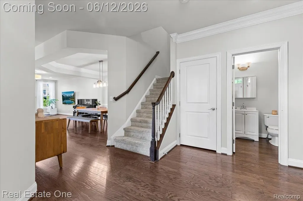 42829 Cardinal Way Novi City MI 48375
