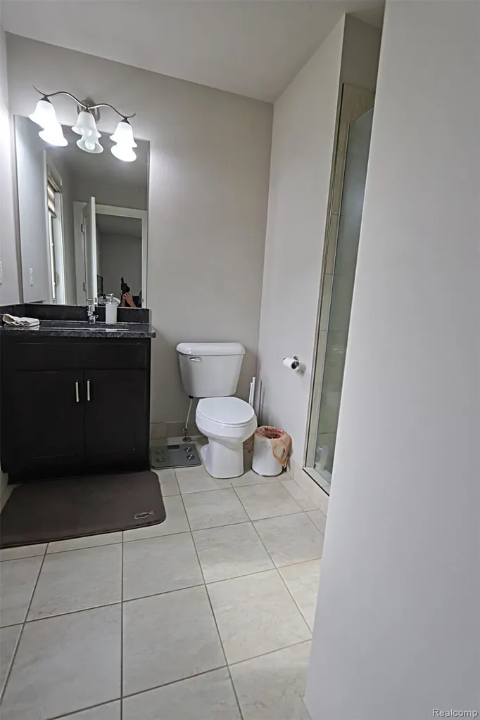 4966 Park Manor Drive Troy City MI 48098