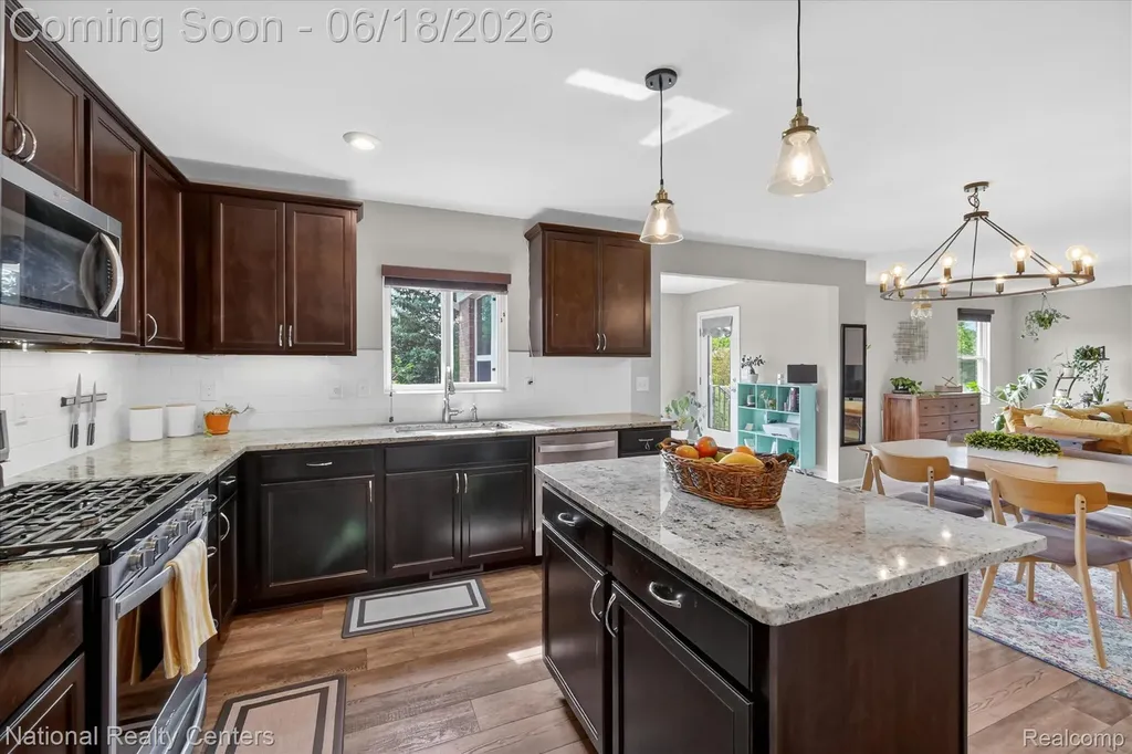 33137 Fuhrmann Drive Sterling Heights City MI 48310