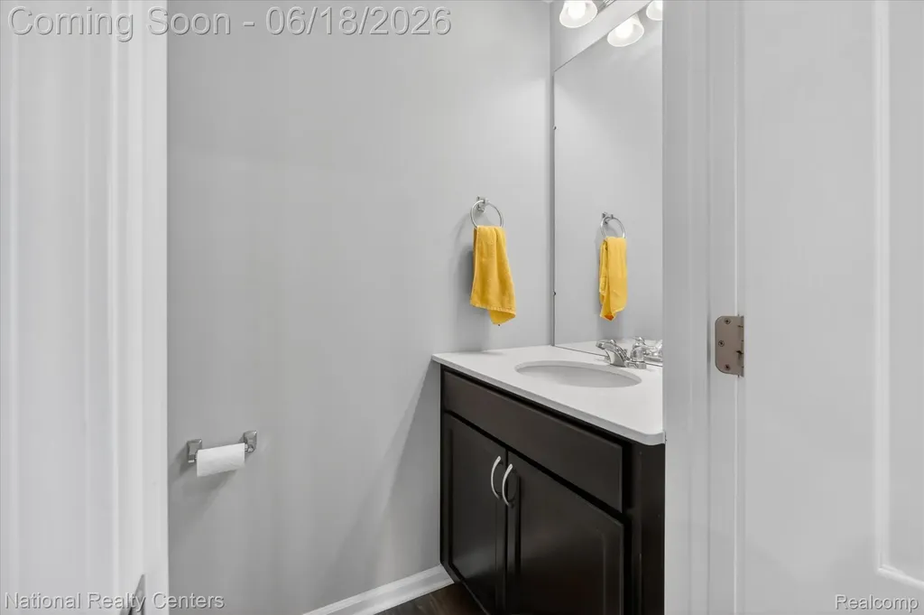 33137 Fuhrmann Drive Sterling Heights City MI 48310