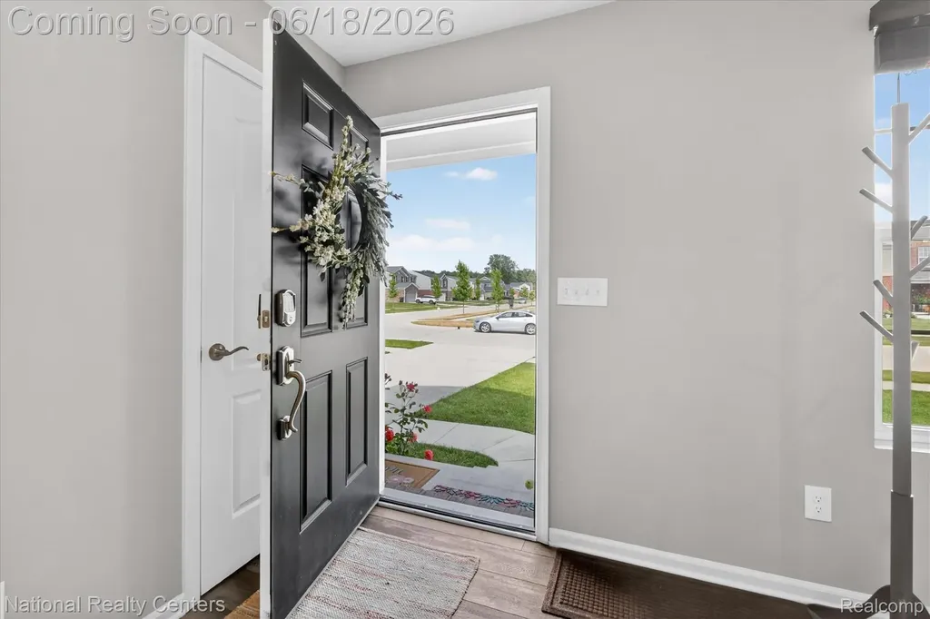 33137 Fuhrmann Drive Sterling Heights City MI 48310
