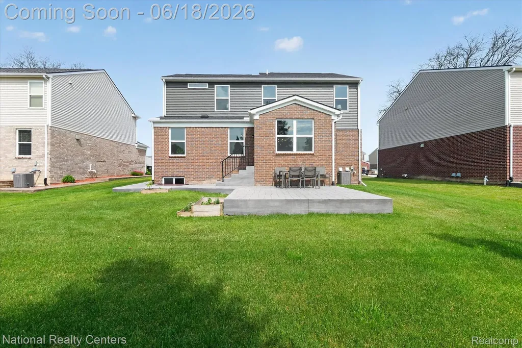 33137 Fuhrmann Drive Sterling Heights City MI 48310