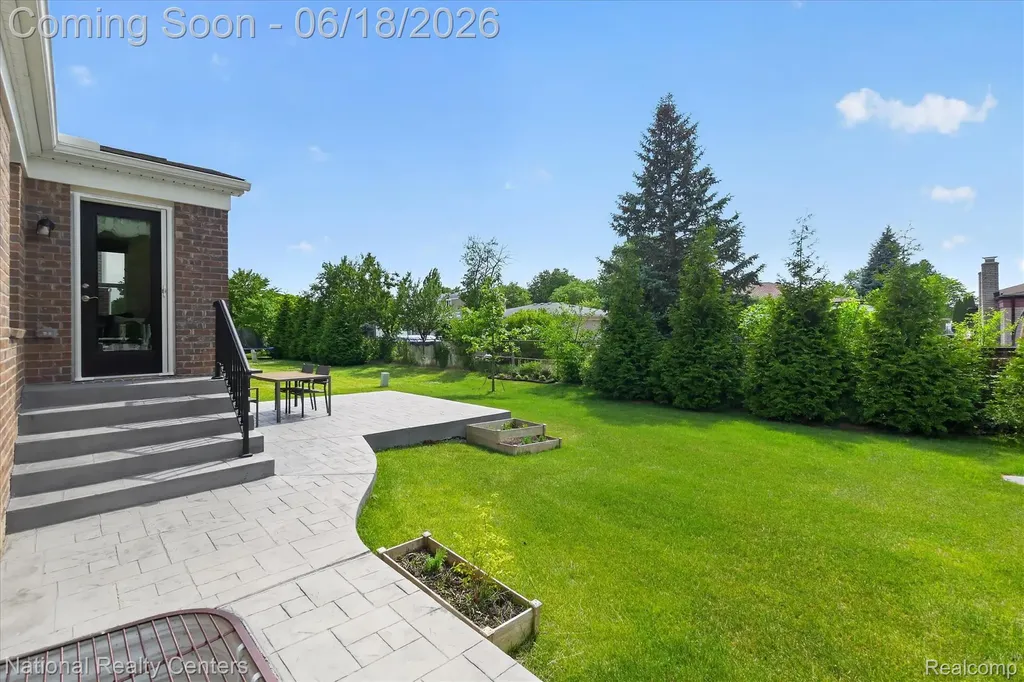 33137 Fuhrmann Drive Sterling Heights City MI 48310