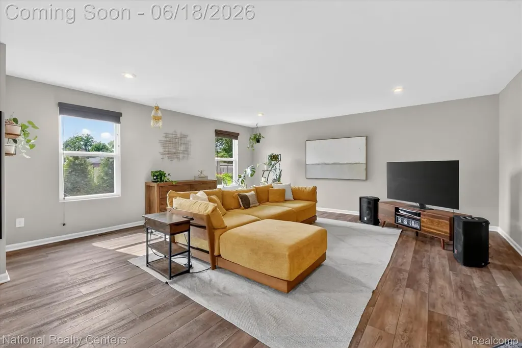 33137 Fuhrmann Drive Sterling Heights City MI 48310