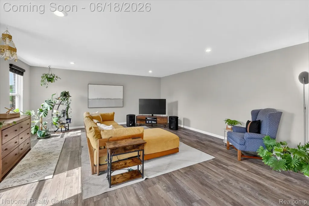 33137 Fuhrmann Drive Sterling Heights City MI 48310