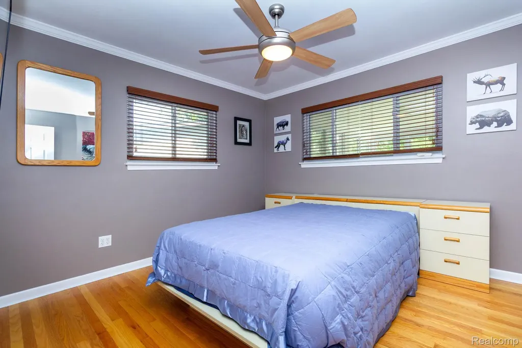 4333 Manor Avenue Royal Oak City MI 48073