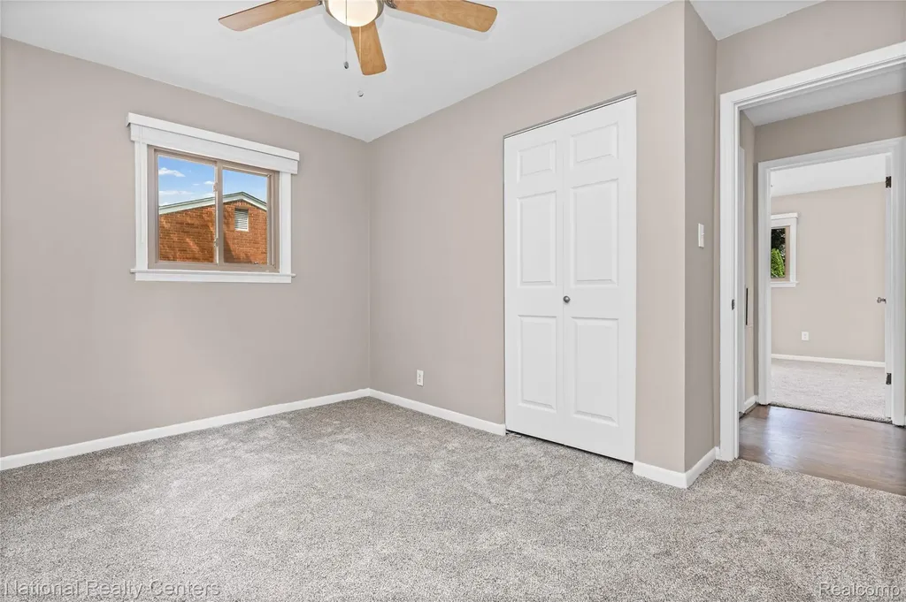 19952 Garfield Redford Charter Township MI 48240