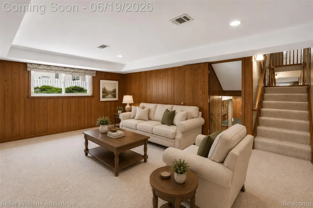 35729 Duke Drive Sterling Heights City MI 48310