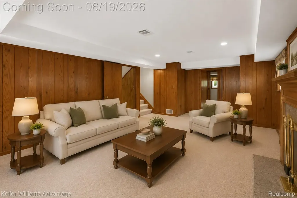 35729 Duke Drive Sterling Heights City MI 48310