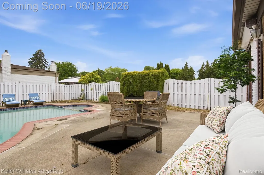 35729 Duke Drive Sterling Heights City MI 48310