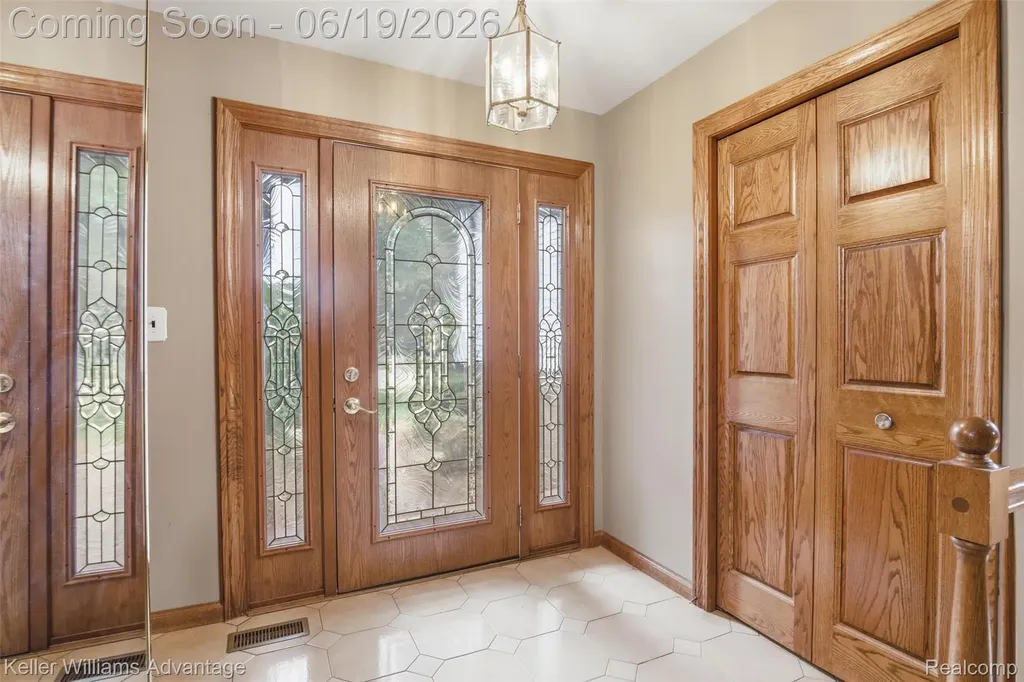 35729 Duke Drive Sterling Heights City MI 48310