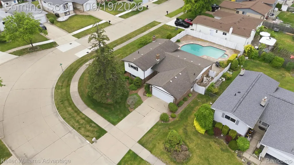 35729 Duke Drive Sterling Heights City MI 48310