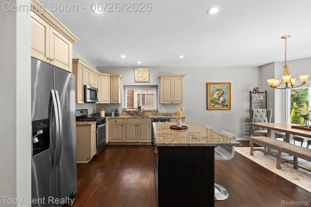 13826 Grandeur Avenue Shelby Charter Township MI 48315