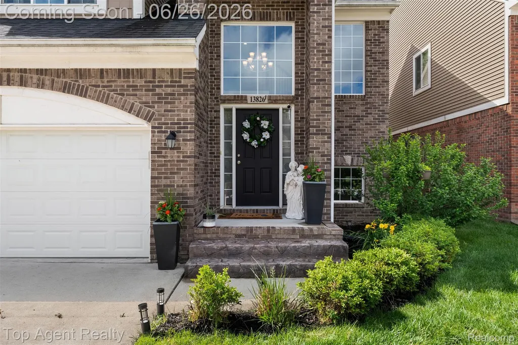 13826 Grandeur Avenue Shelby Charter Township MI 48315