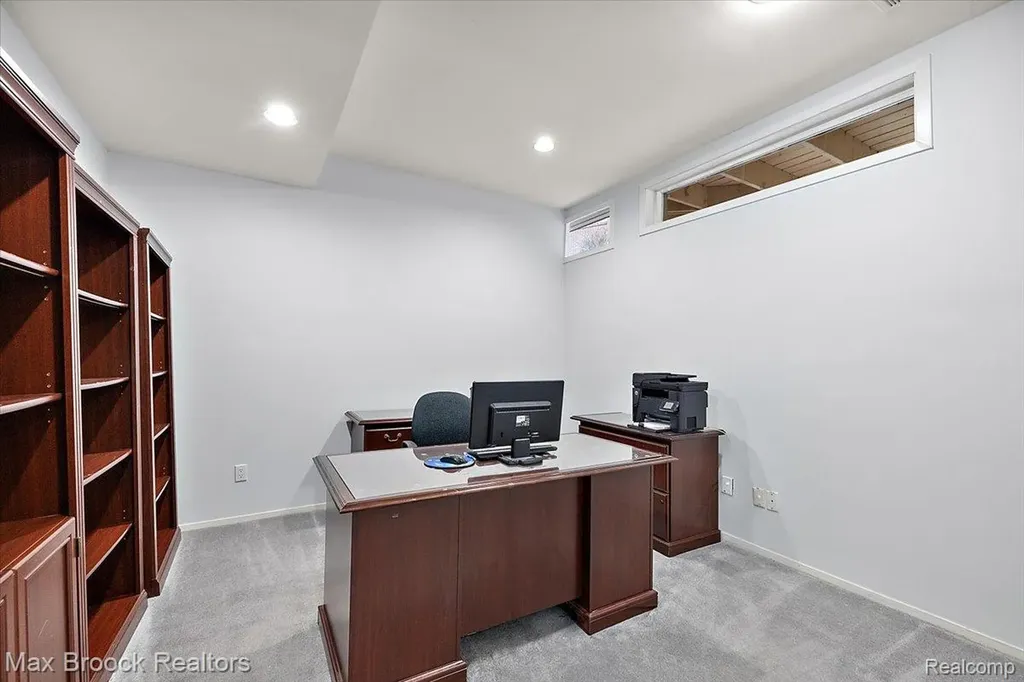 2295 Shore Hill Drive West Bloomfield Charter Township MI 48323