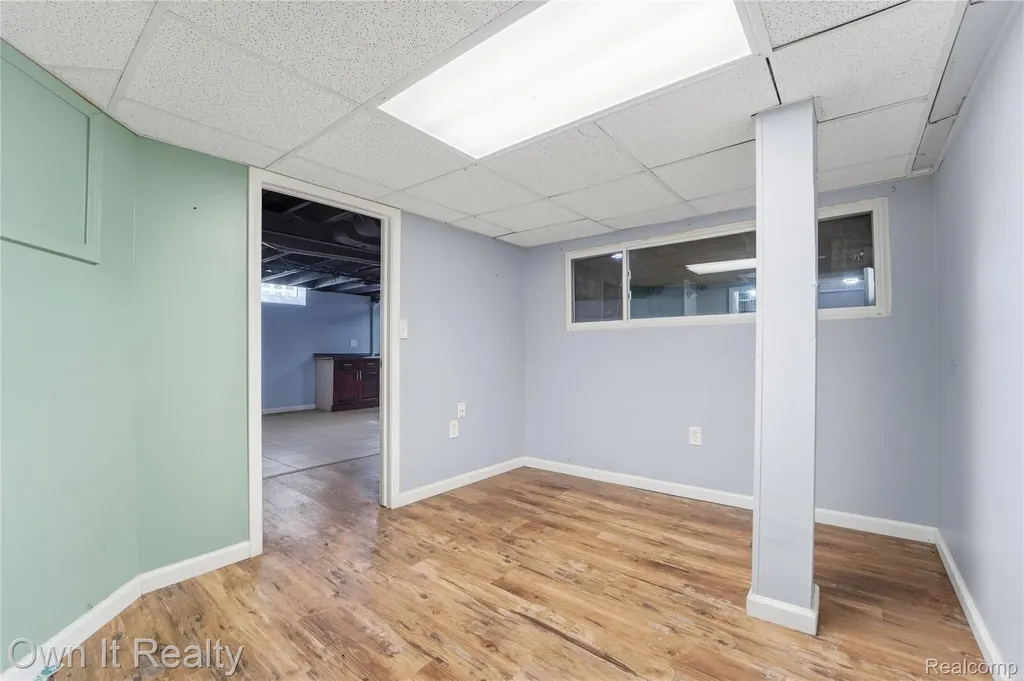 7247 Schaefer Road Dearborn City MI 48126