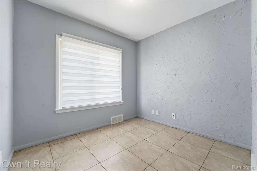 7247 Schaefer Road Dearborn City MI 48126