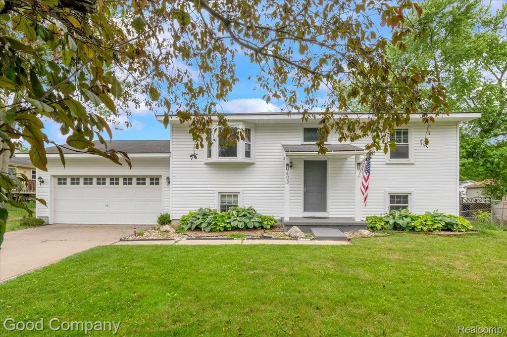 403 Donna Drive Clinton Village MI 49236