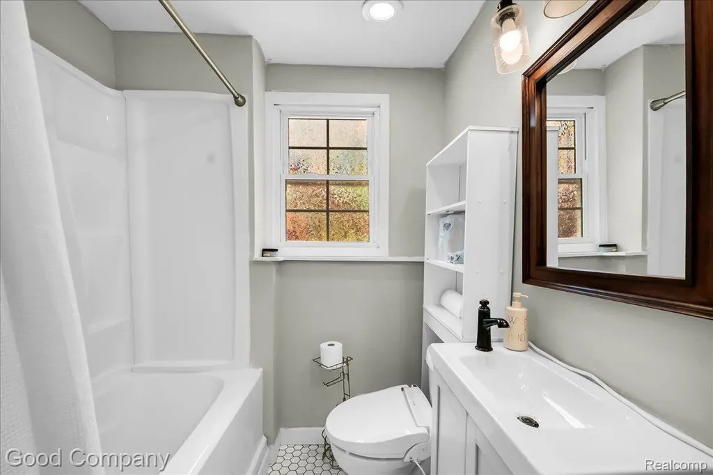 403 Donna Drive Clinton Village MI 49236