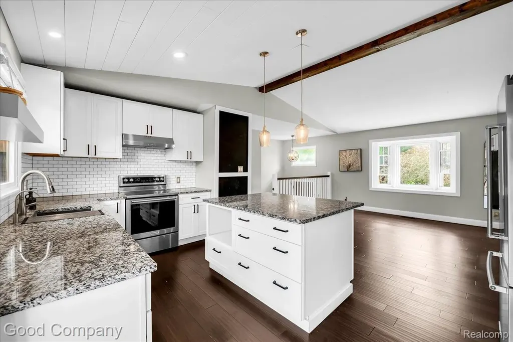 403 Donna Drive Clinton Village MI 49236