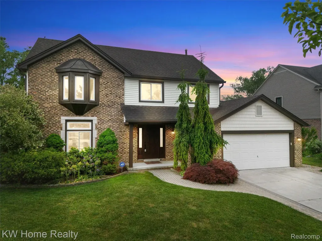 45095 Turnberry Court Canton Charter Township MI 48188