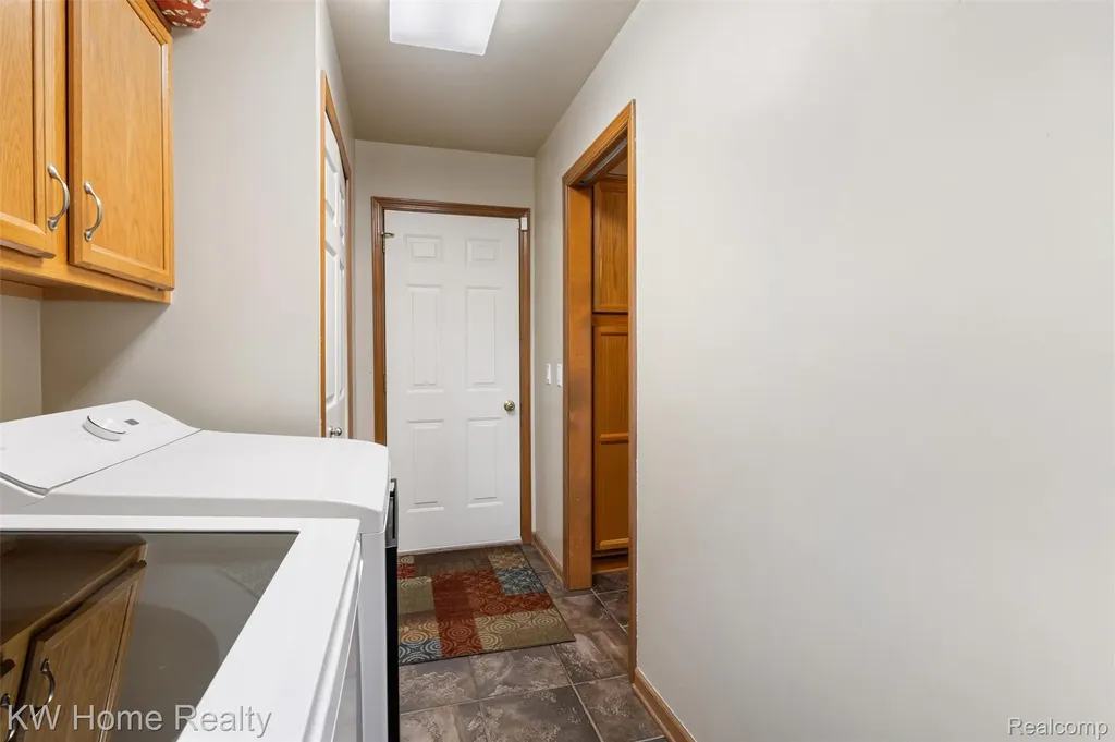 45095 Turnberry Court Canton Charter Township MI 48188