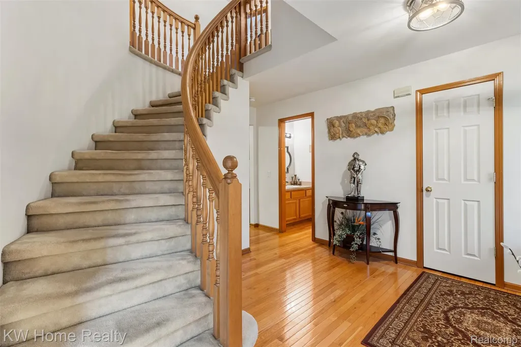 45095 Turnberry Court Canton Charter Township MI 48188