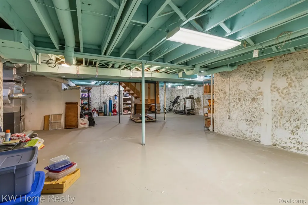 45095 Turnberry Court Canton Charter Township MI 48188